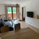 Yasna Apartman