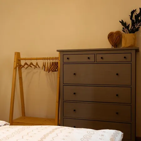 Yasna Apartment